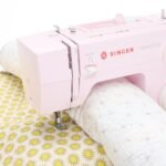 http://Máquina%20de%20Coser%20SINGER%20Heavy%20Duty%204411%20Tulip,%20en%20uso